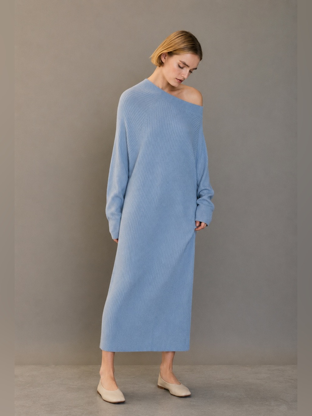 Liviana Conti Size 46 Runway Blue Cozy Off-the-Shoulder Sweater Dress - Picture 2 of 7